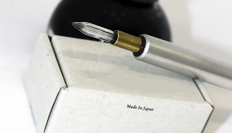 溶融成型ガラス